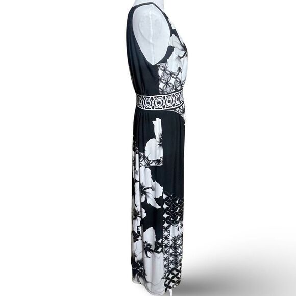 WHITE HOUSE BLACK MARKET Floral Goddess Vibes Maxi Dress BLK & WHT, Size S - Picture 6 of 9
